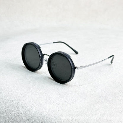 Veyono Monochrome